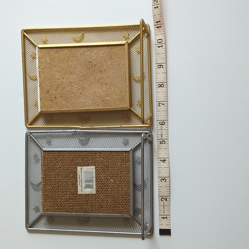 Frames Metal Set of 2 Moons and Stars 1 Gold 1 Silver Both Sitters Pairs - Picture 7 of 8